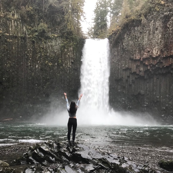 MEET YOUR SELLER/BUYER❤ - Picture 5 of 5